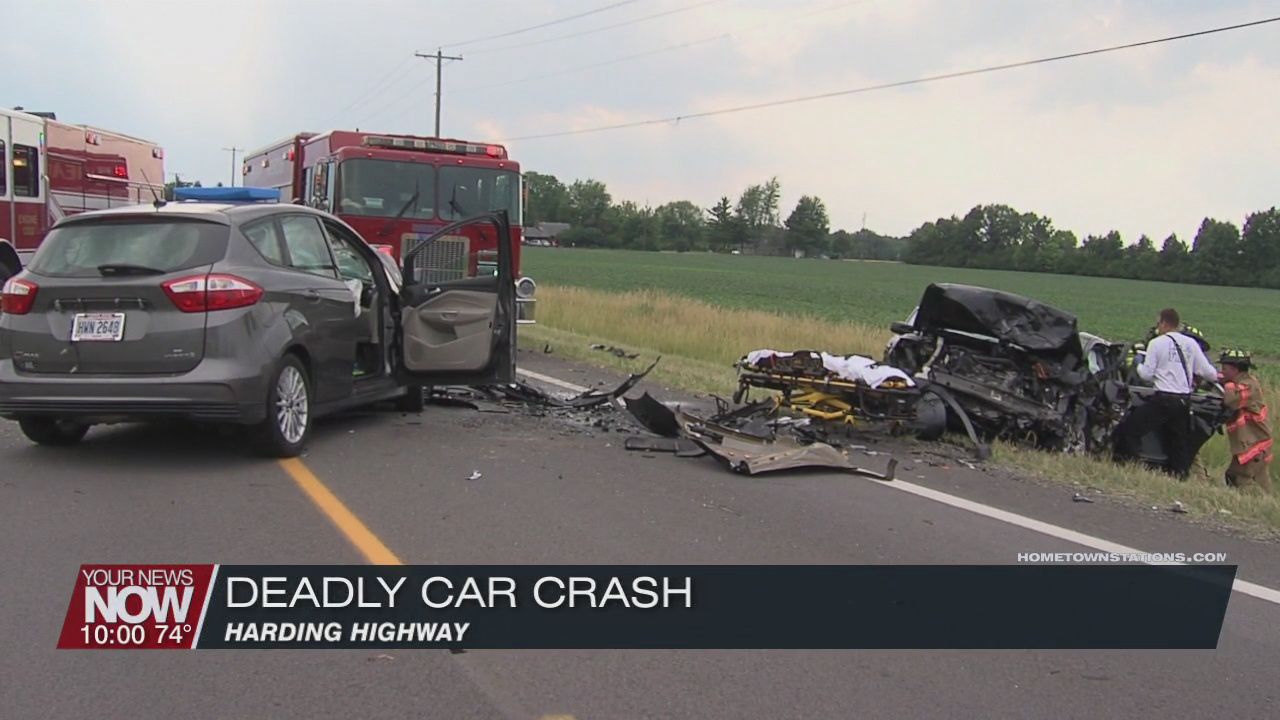 One person killed in three-vehicle crash on Harding Highway